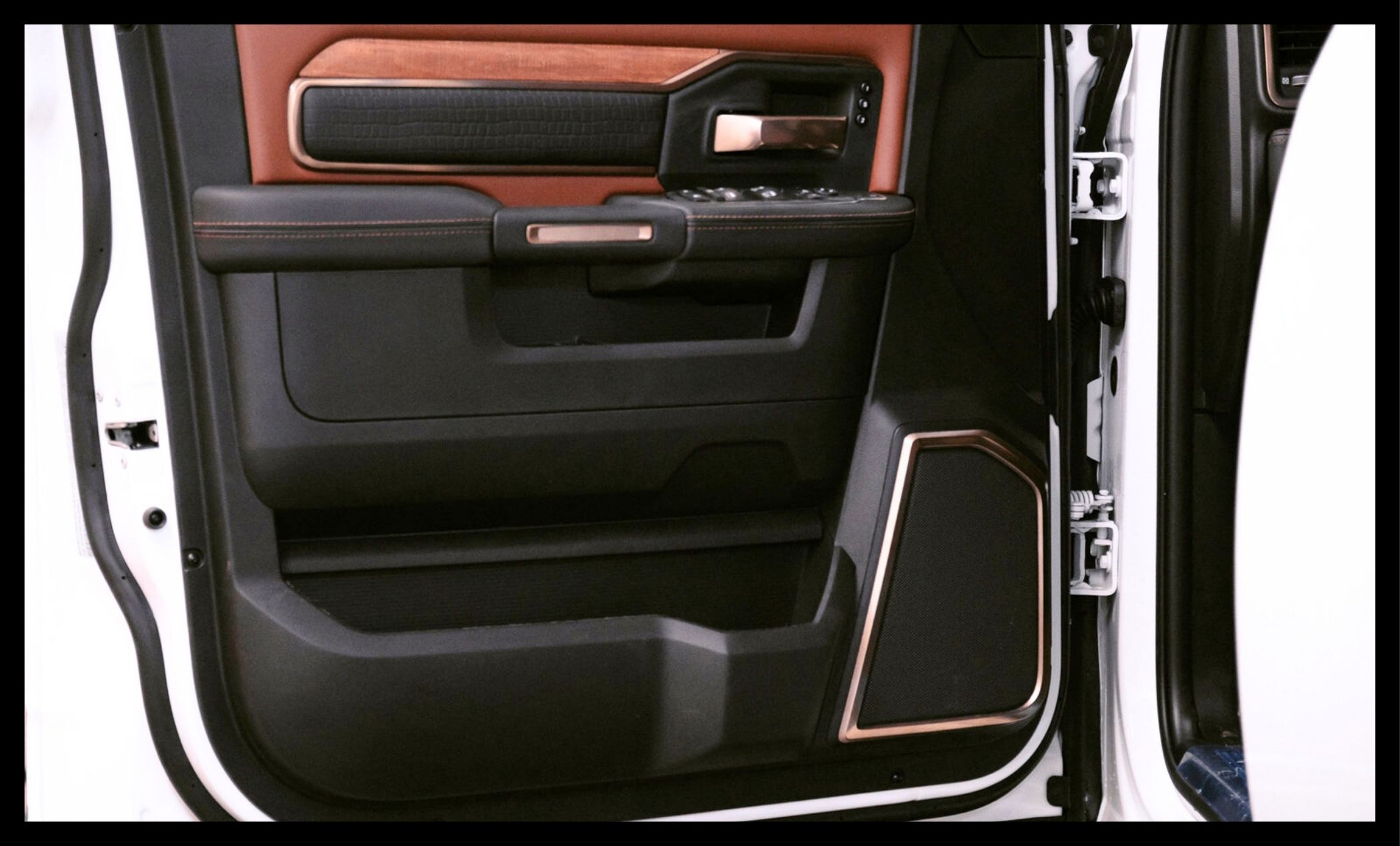 2024 RAM 3500 LIMITED LONGHORN MEGA CAB DRW
