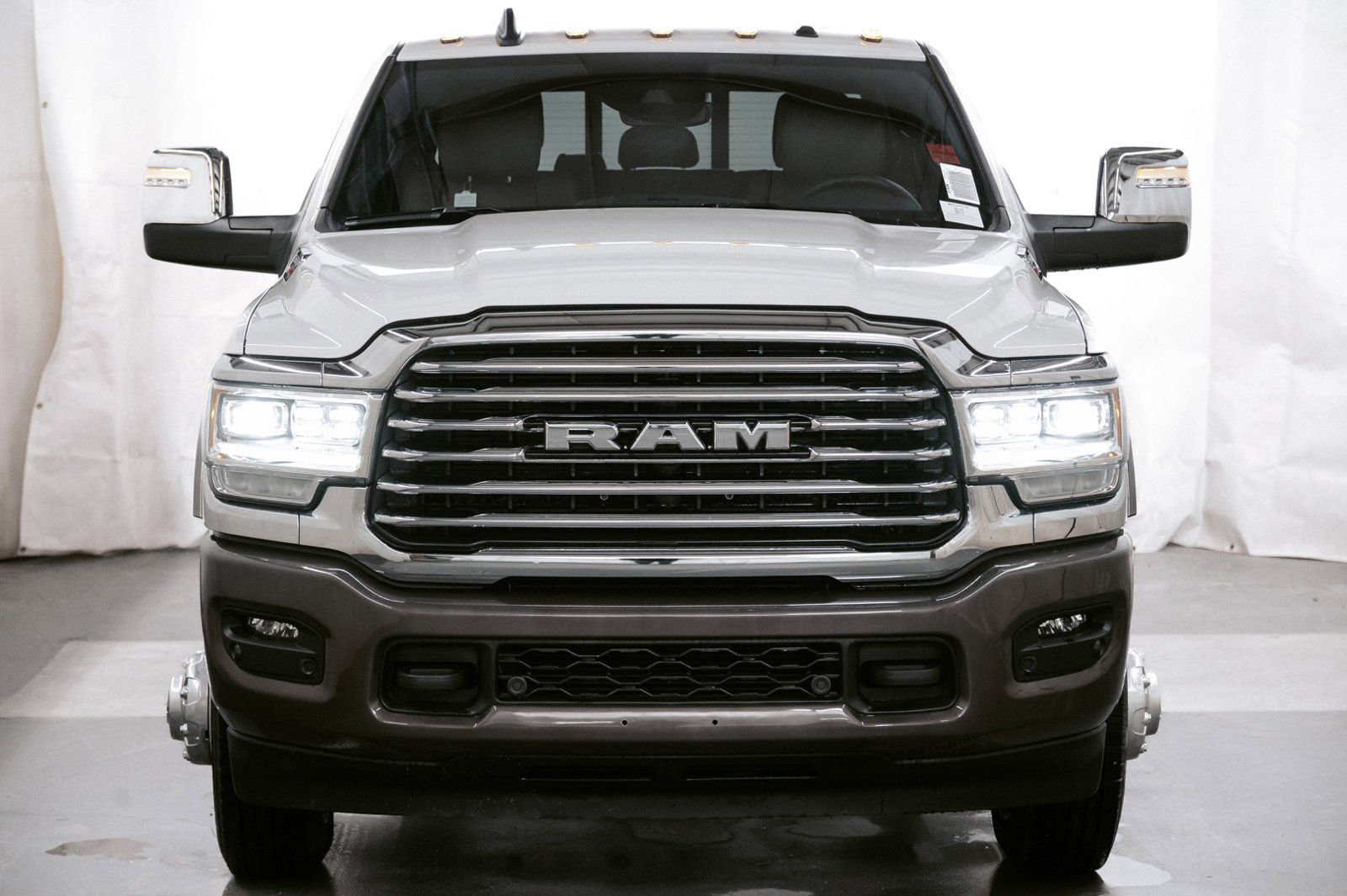 2024 RAM 3500 LIMITED LONGHORN MEGA CAB DRW