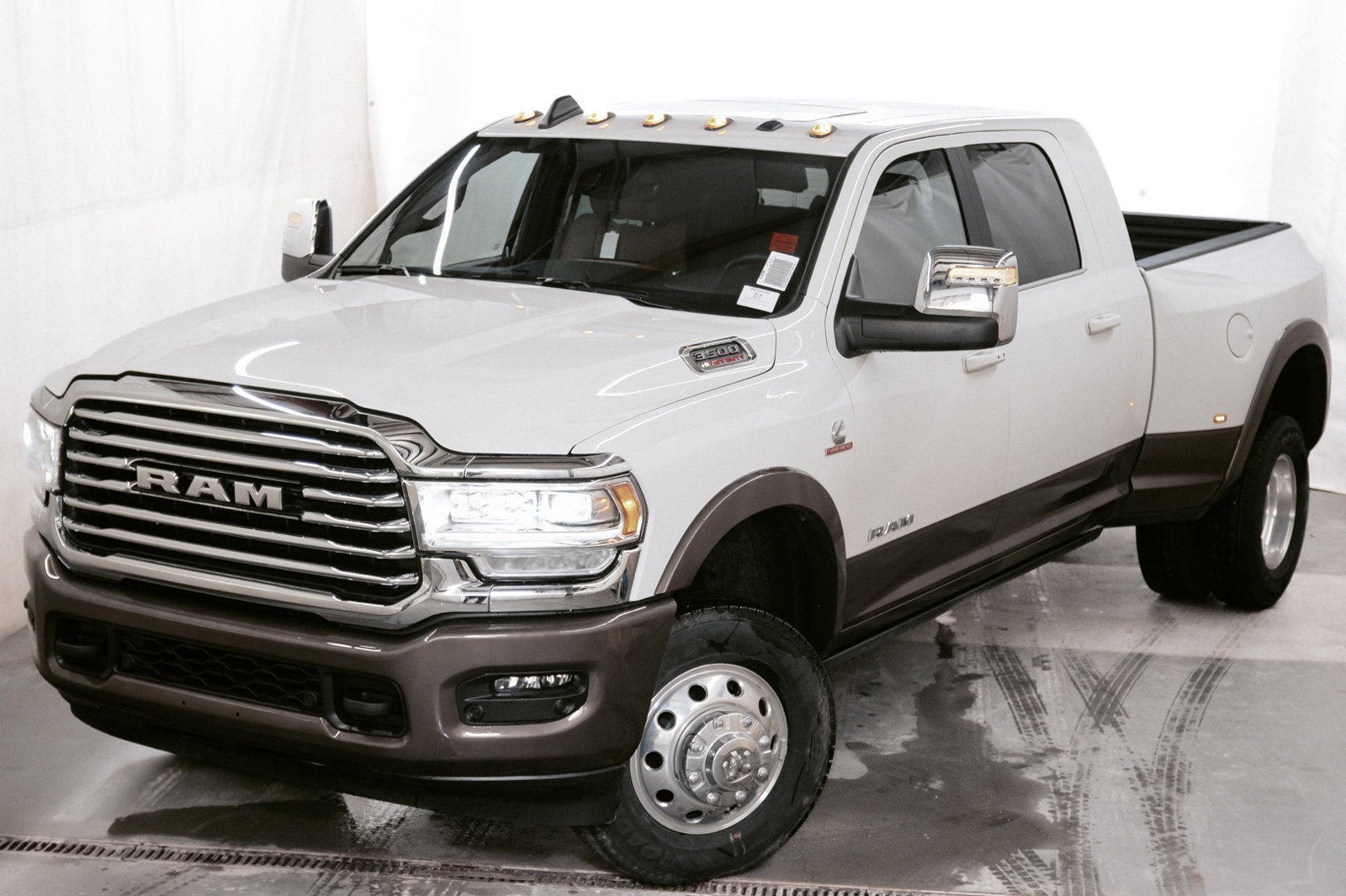 2024 RAM 3500 LIMITED LONGHORN MEGA CAB DRW