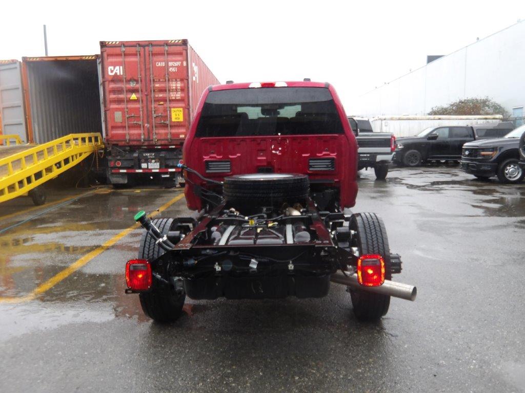 2026 Ford F550 Lariat Supercrew Dually Cab-Chassis